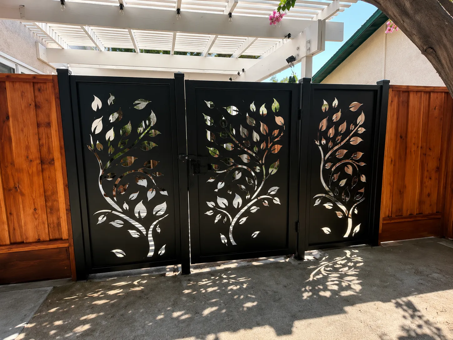 Fence and gate project by General Fence Contractors in California’s Central Valley — photo 12